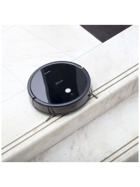 prixton-smart-staubsaugerroboter-mit-logo-schwarz-2.jpg