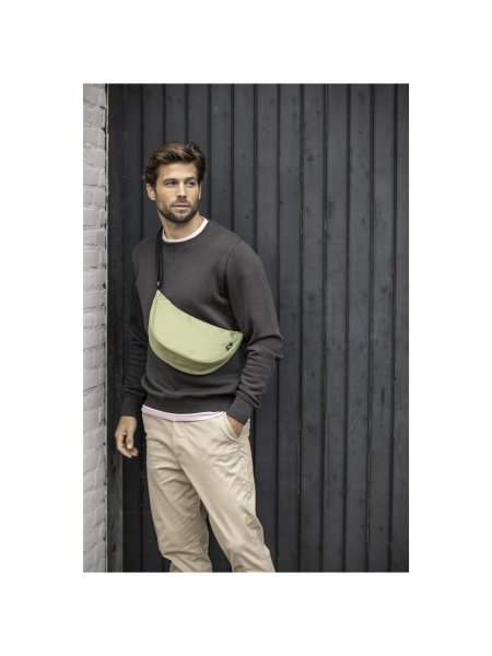 byron-gurteltasche-mit-logo-aus-grs-recyclingmaterial-15-l-rot-11.jpg