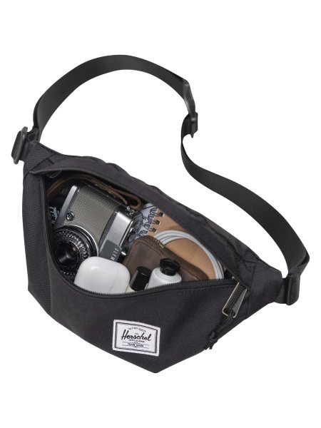 gurteltasche-herschel-classictm-schwarz-10.jpg