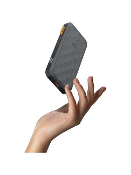 personalisierte-10000-mah-powerbank-xtorm-fs510-fuel-serie-20-w-p-mitternachtsschwarz-30.jpg