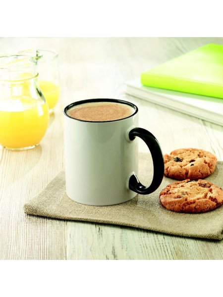 hochwertiger-kaffeebecher-zum-bedrucken-schwarz-33.jpg