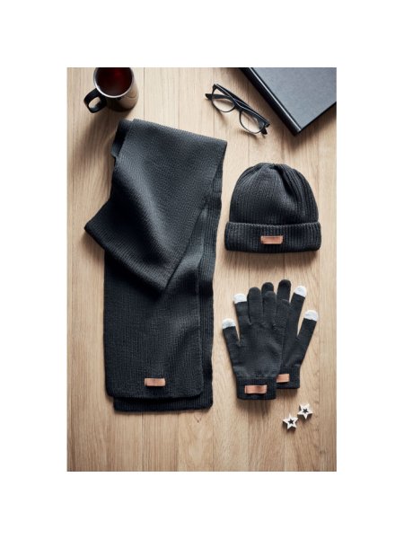 winter-accessoires-rpet-schwarz-7.jpg