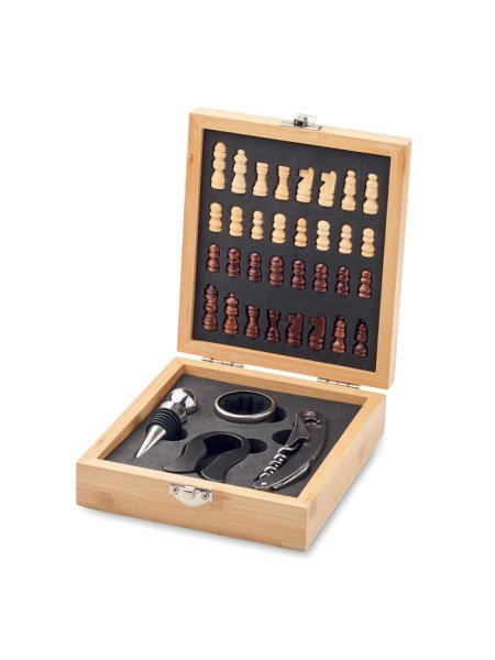 weinset-mit-schachspiel-holz-2.jpg