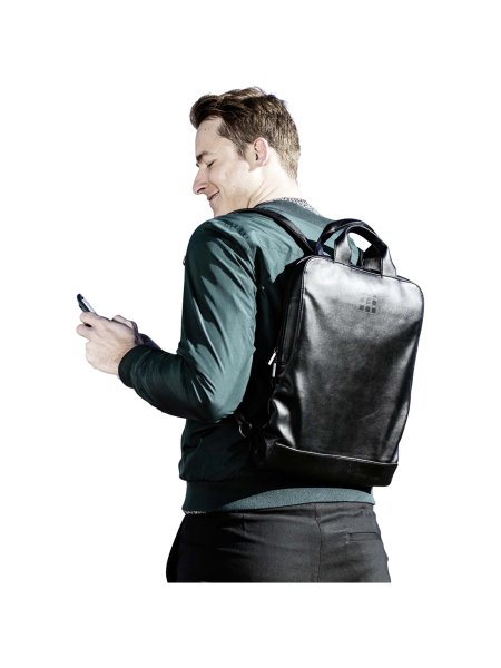 moleskine-classic-vertical-device-tasche-schwarz-2.jpg