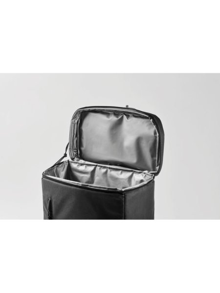 kuhlrucksack-600d-rpet-schwarz-12.jpg