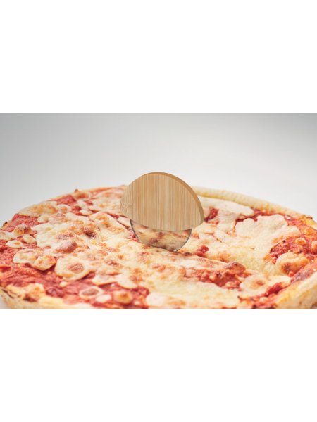 pizzaschneider-bambus-holz-5.jpg