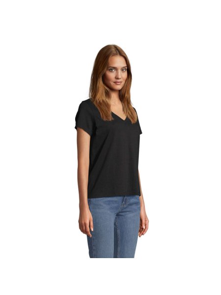 regent-v-t-shirt-women-deep-black-3.jpg