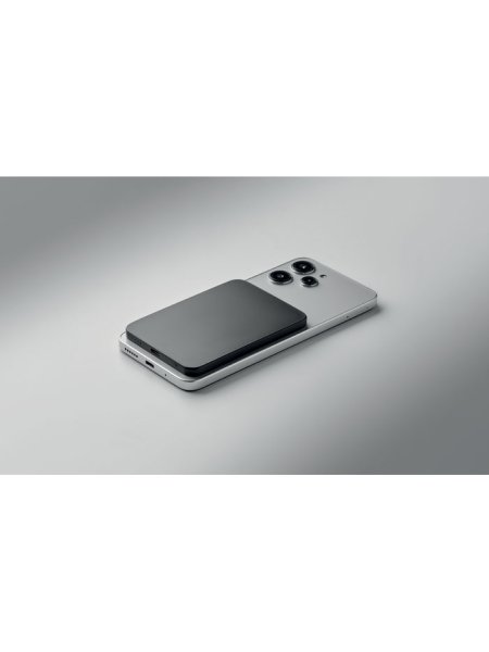 powerbank-5000-mah-schwarz-3.jpg